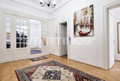 Apartament cu 4 camere decomandat în Centrul Istoric - 2