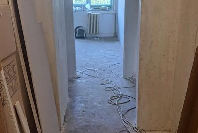 Apartament cu 2 camere decomandat în Drumul Taberei - 7