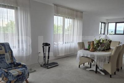 Casa noua cu 4 camere de vanzare in Ernei, 14 ari teren! - 20