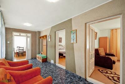 Casa de închiriat, 86 m2, 2 dormitoare + salon, baie, bucatarie, hol. - 1