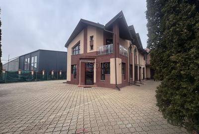 Casă individuală cu 6 camere cu Canalizare în Noua - 2