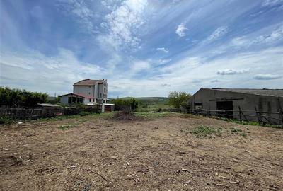 Teren Construcții intravilan de 1000 mp, în Periferie - 1