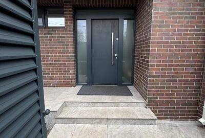 Casă individuală cu 9 camere cu Canalizare în Stadion - 4