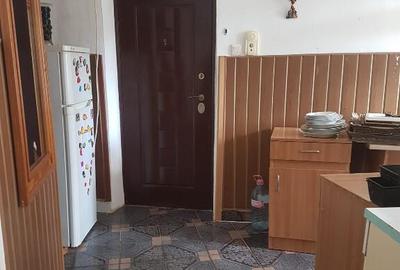 Apartament trei camere, etaj 1, CT, termopan, liber, Casa de Cultura - 5