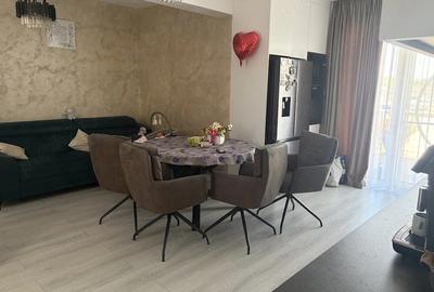 Apartament cu 3 camere decomandat în Central - 2