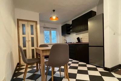 Apartament cu 3 camere decomandat în Decebal
