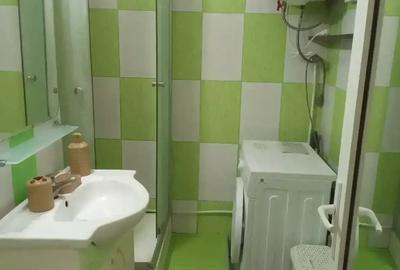 Garsonieră semidecomandată în Confecții