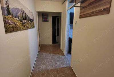 Inchiriez apartament 2 camere et 3, decomandate, Str Barsei, Strand Sibiu - 1