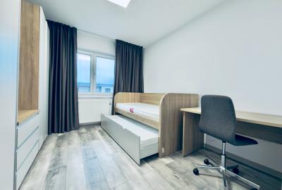 Apartament de inchiriat cu 3 camere in zona Tractorul pe str Nicolae Labis,et 8 - 12