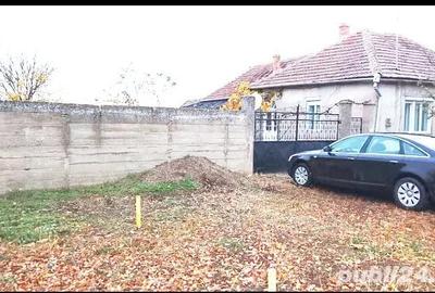 Casă cu 4 camere în Pilu