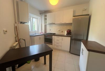 Apartament cu 3 camere semidecomandat, mobilat în Basarabia - 2