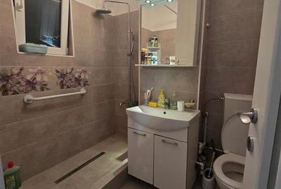 Vanzare apartament 2 camere - Podu Ros - 2