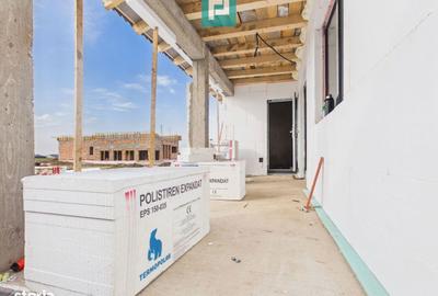 Casă cu 4 camere în Sântandrei