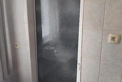 Apartament cu 2 camere decomandat în Horia - 12