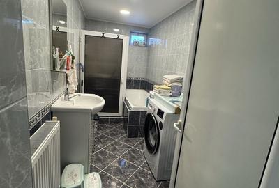 Casă cu 4 camere decomandat în Central - 5