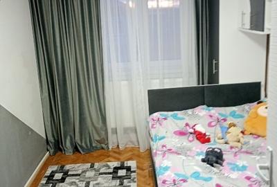 Apartament cu 3 camere semidecomandat în Central - 7