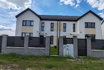 Casă individuală cu 5 camere cu Canalizare în Domnești - 15