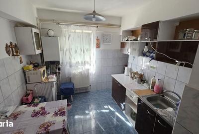 Apartament cu 4 camere în Central - 9