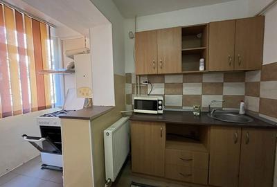 Apartament decomandat în Central - 3