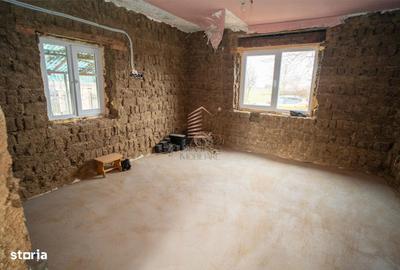 Casă cu 3 camere cu Teren 2000 Mp în Tămășeu - 7