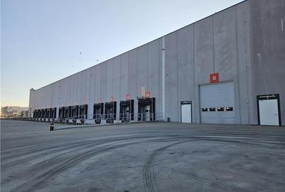 Spatii Industriale - 10000 mp - Logistica - Productie - Depozitare - Distributie - 11