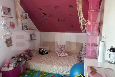 Casă cu 7 camere cu Teren 890 Mp în Central