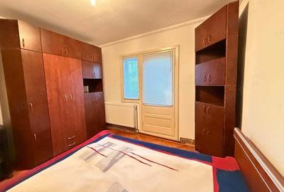 Apartament cu 3 camere decomandat în Girocului - 4