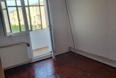 Apartament cu 3 camere decomandat în Central - 4