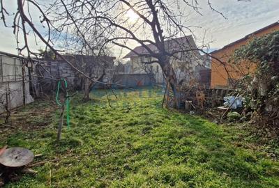 Casa Rogerius singur in curte, amenajata in doua apartamente comision 0% - 3