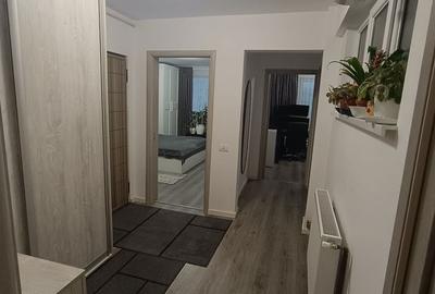 Apartament cu 3 camere, mobilat în Tei - 16
