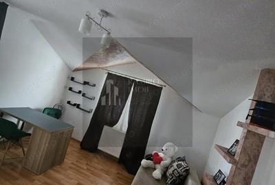 Casă cu 3 camere cu Teren 800 Mp în Central - 3