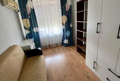 Apartament cu 3 camere decomandat în Nufărul - 4