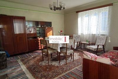 Casă cu 4 camere cu Teren 2608 Mp în Baciu - 3