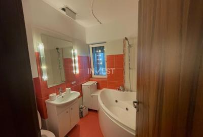 Apartament cu 3 camere- Podul de fier-Bloc Nou - 8