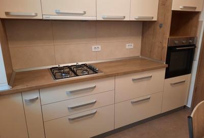 Coresi Avantgarden, apart. cu doua camere, loc de parcare, boxa, mobilat, utilat Coresi Avantgarden, apart. cu doua camere, loc de parcare, boxa, mobilat, utilat - 12