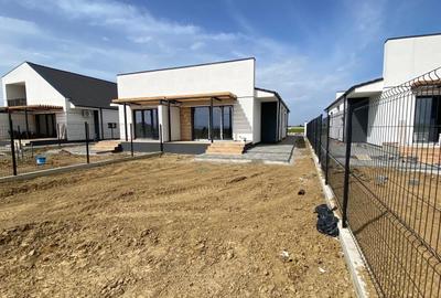 Duplex cu 5 camere cu Canalizare în Moșnița Nouă - 6