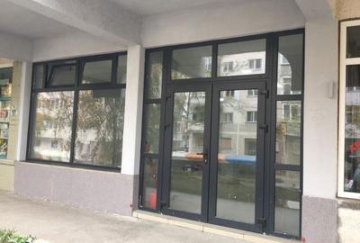 Spațiu comercial, de 70 mp, în Central - 4