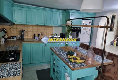 Casă individuală cu 5 camere cu Canalizare în Exterior Est - 19