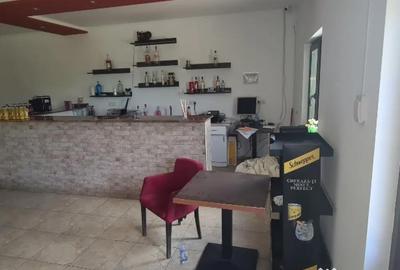 Casă cu 8 camere cu Teren 2370 Mp în Central - 5