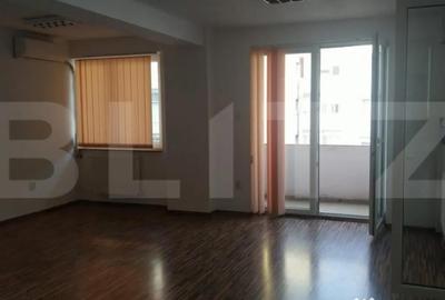 Garsonieră decomandată, mobilată în Central - 3