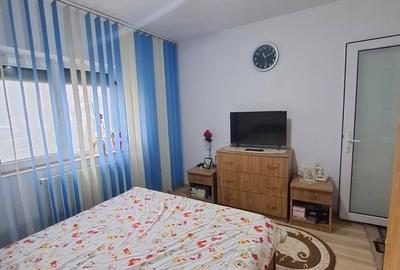 Apartament cu 3 camere decomandat în Central - 3