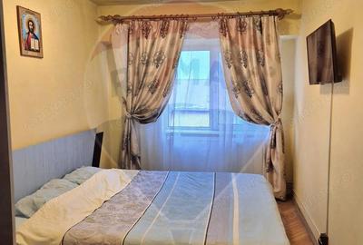 Apartament cu 4 camere decomandat în Central - 2
