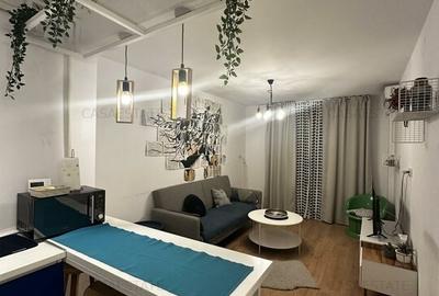 Apartament cu 2 camere semidecomandat, mobilat în Universitate