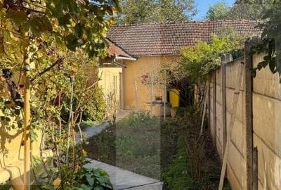 Casa de vanzare in centrul Pancota cu magazin si dependinte. - 3