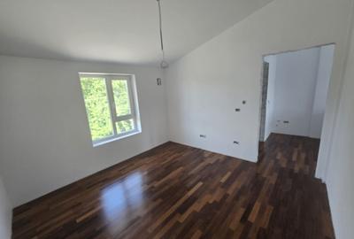Duplex cu 3 camere cu Teren 250 Mp în Chișoda - 11