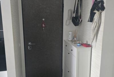 Apartament cu 3 camere decomandat în Micro 16 - 2