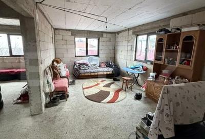 Casă cu 4 camere în Central - 5