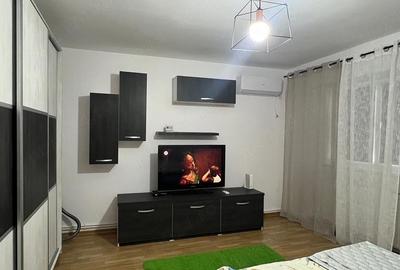 Apartament cu 3 camere decomandat în Central - 4