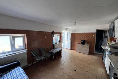 Casa 3 camere, Izvoare - 14