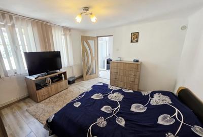 Casă individuală cu 5 camere cu Canalizare în Dorobanțul - 50